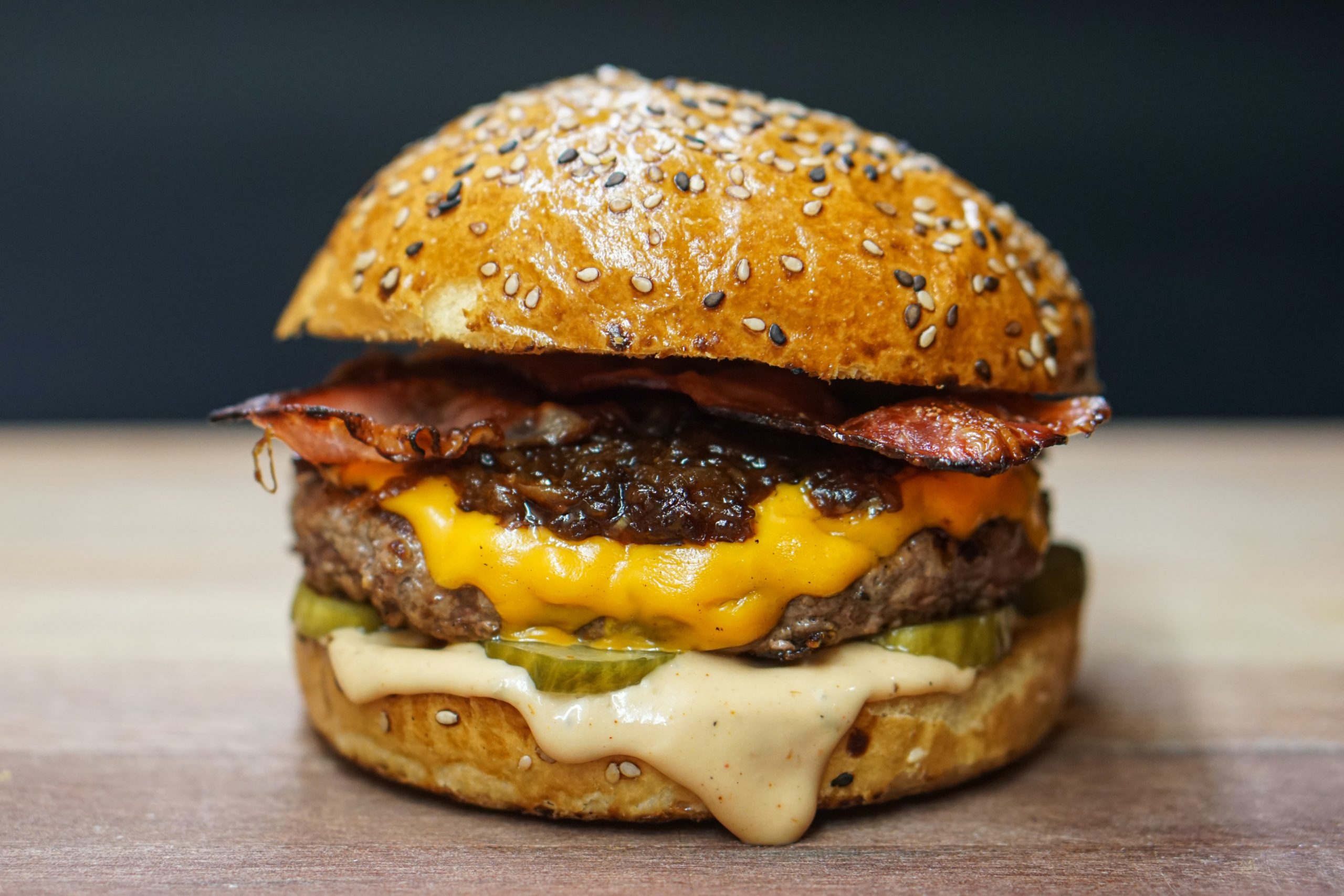Read more about the article Secrets to making the perfect burger