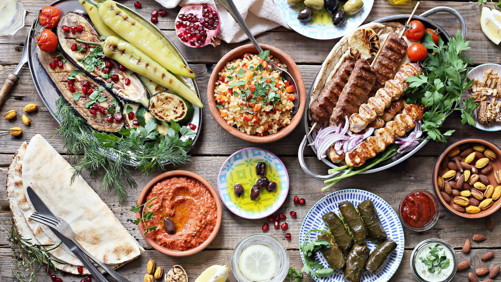 Read more about the article Exploring the Flavours of Mediterranean Cuisine: 5 Must-Try Recipes